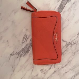 Jessica Simpson wallet
